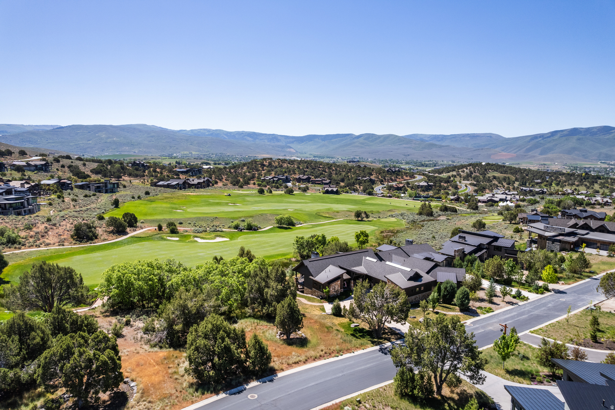 RED LEDGES - Residential