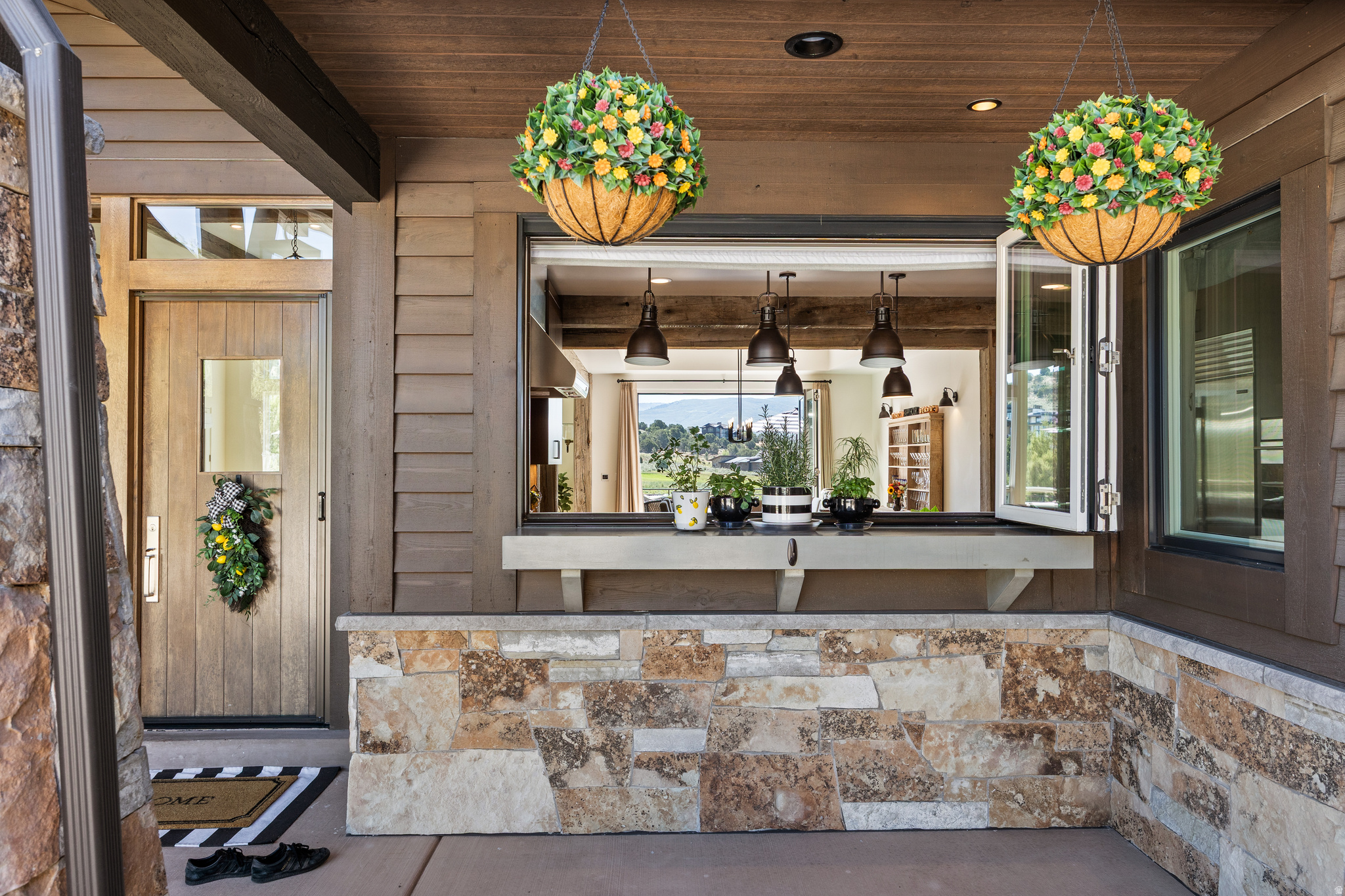 RED LEDGES - Residential