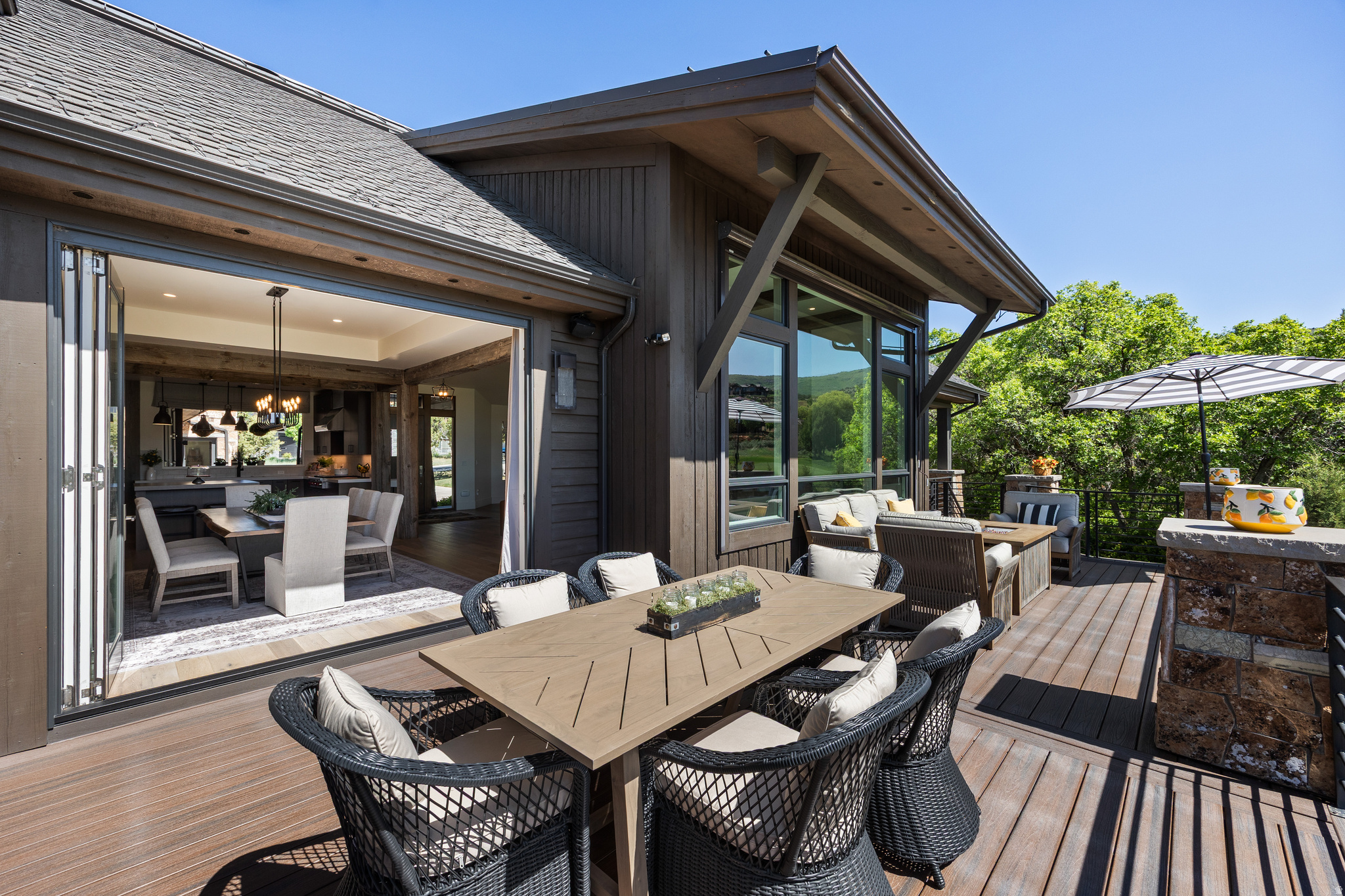 RED LEDGES - Residential