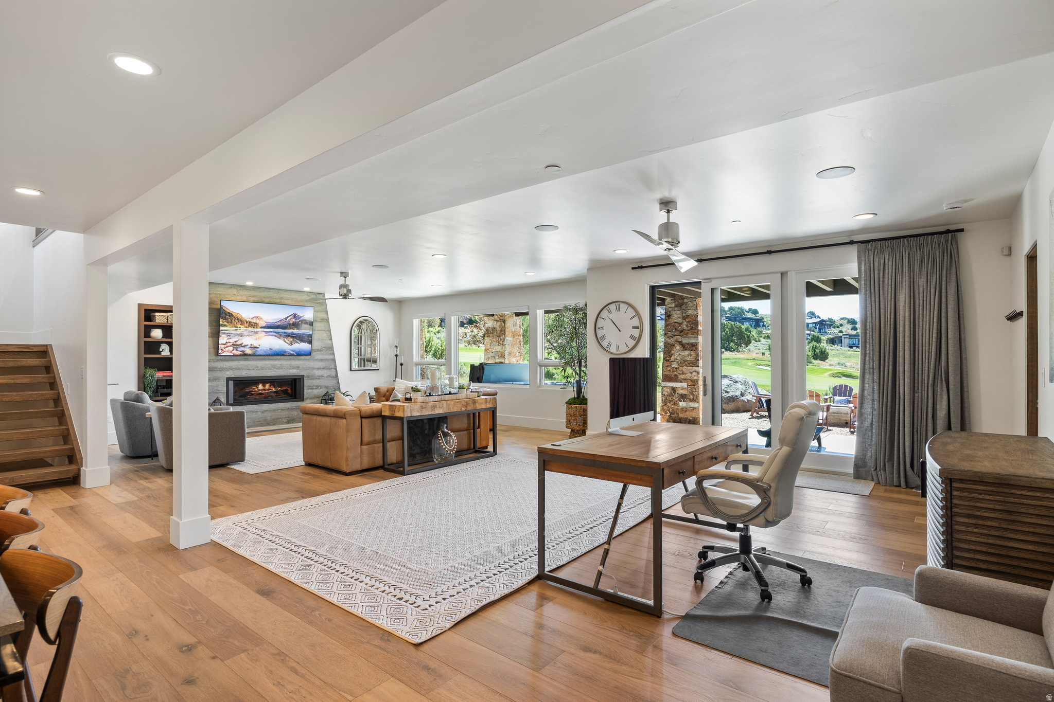 RED LEDGES - Residential