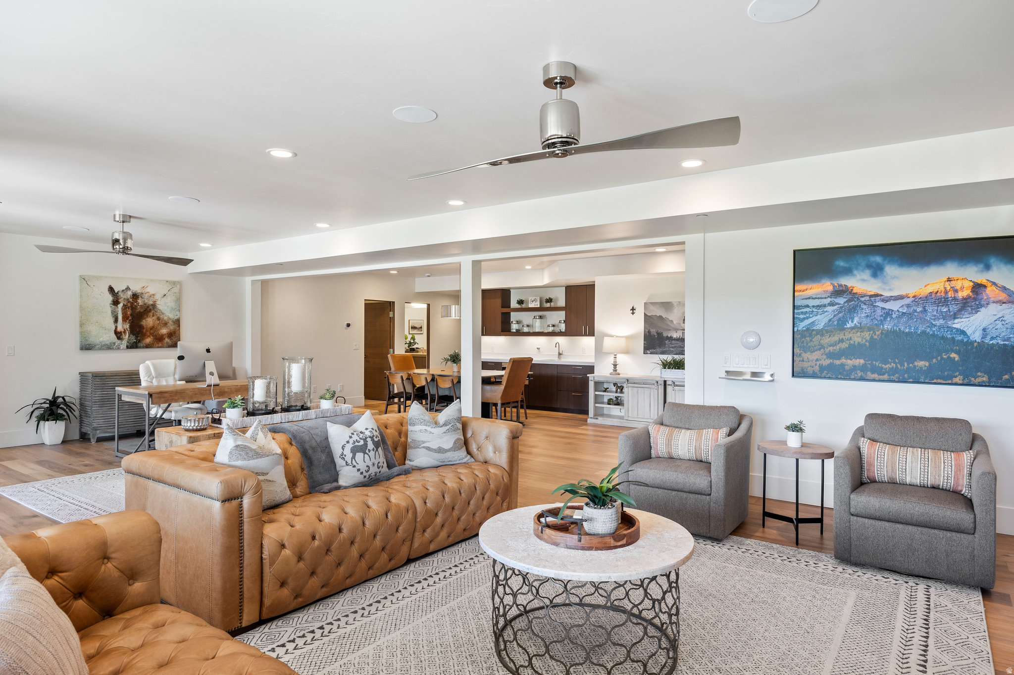 RED LEDGES - Residential