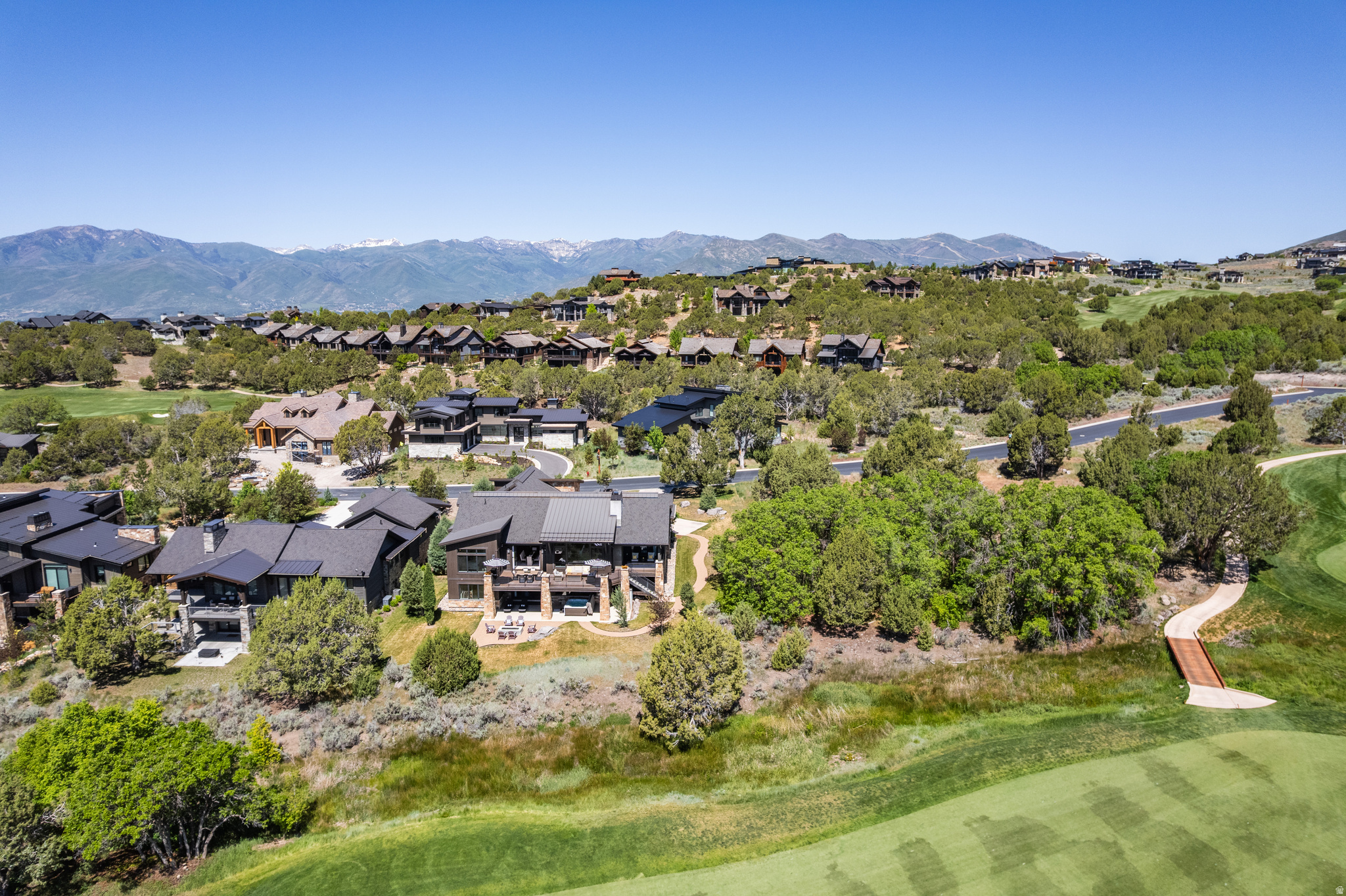 RED LEDGES - Residential