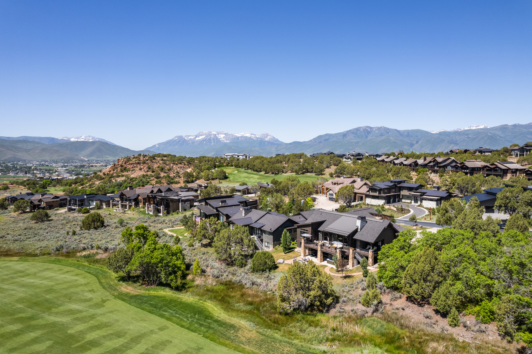 RED LEDGES - Residential