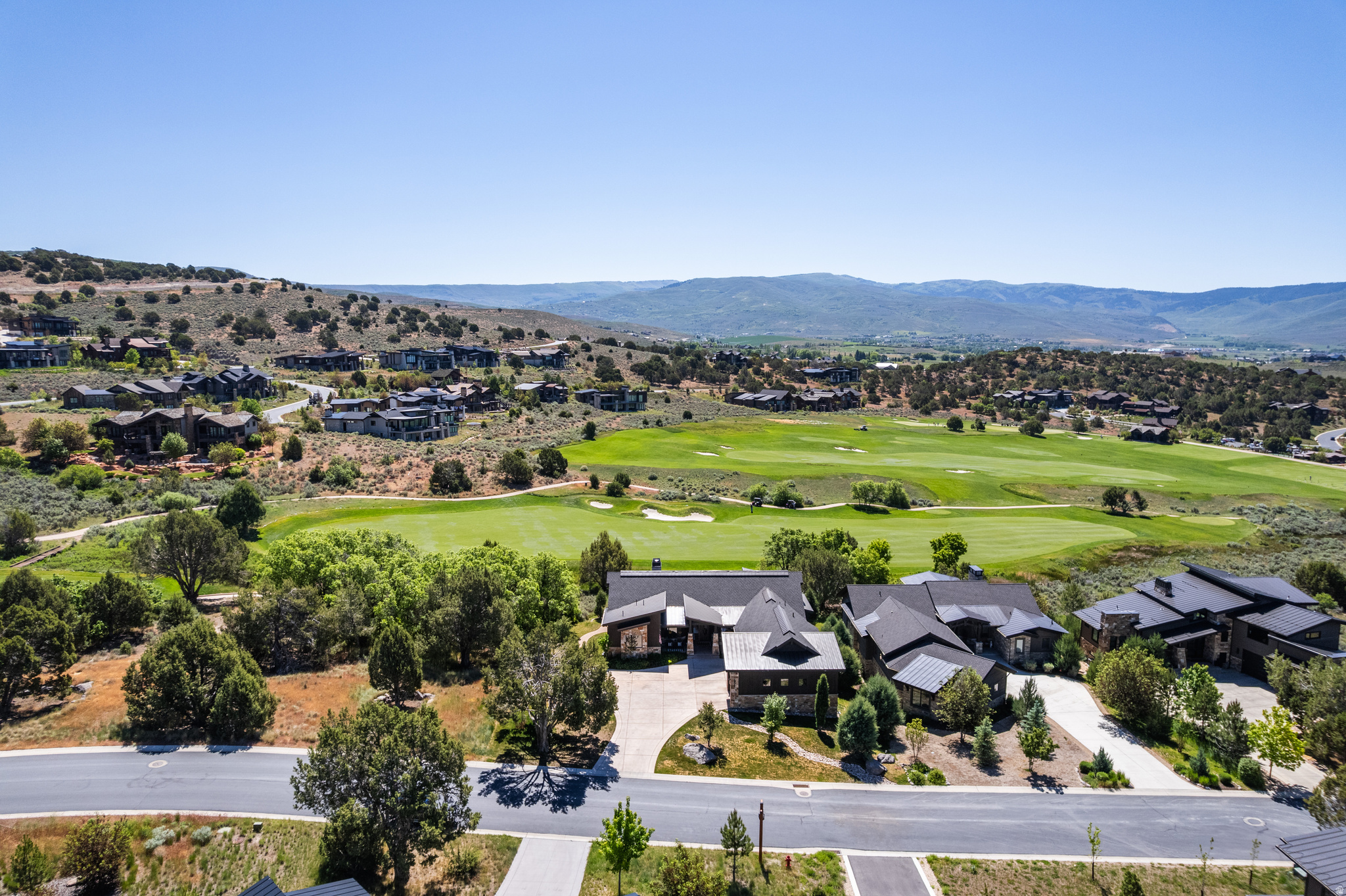RED LEDGES - Residential
