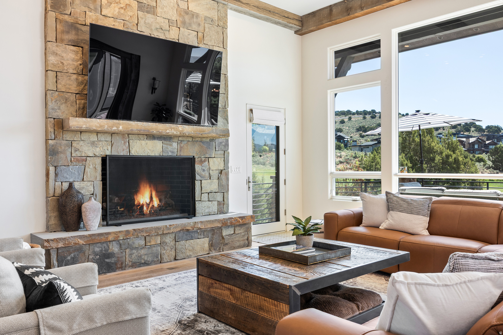 RED LEDGES - Residential