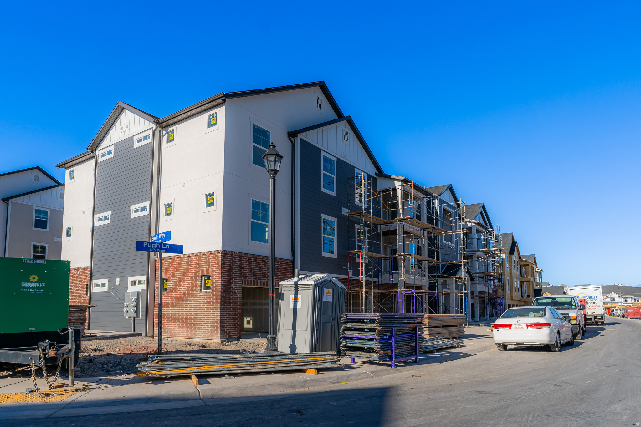 *DON'T MISS OUT ON THIS MOVE-IN READY HOME! FRIDGE, WASHER & DRYER INCLUDED!* Discover Highridge at Mt. Saratoga-a collection of contemporary, stylish condos within a master-planned community that will feature parks, trails, and expansive open spaces. Enjoy the nearby Utah Lake, The Ranches Golf Club, as well as convenient shopping, dining, and access to Pioneer Crossing for easy commuting. Reach out to today for more information or to set up a visit to the community!