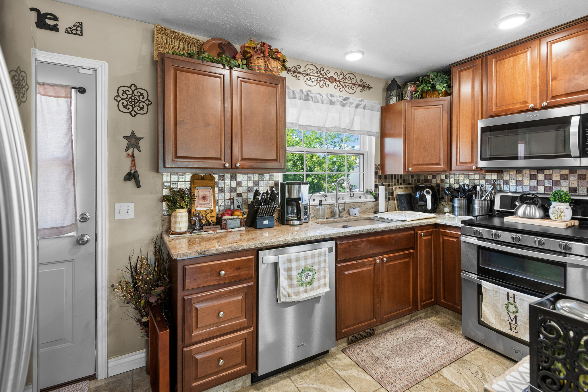 CLOVER DALE PARK - Residential