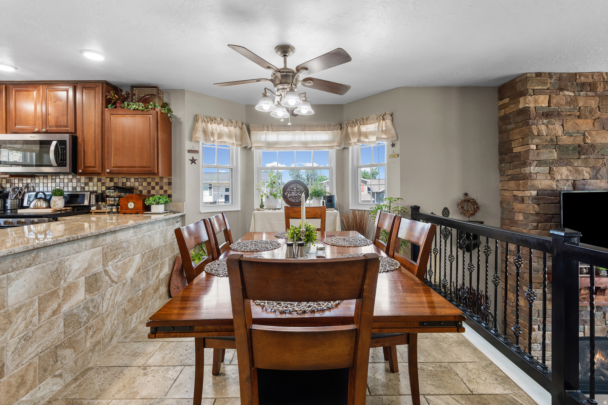 CLOVER DALE PARK - Residential