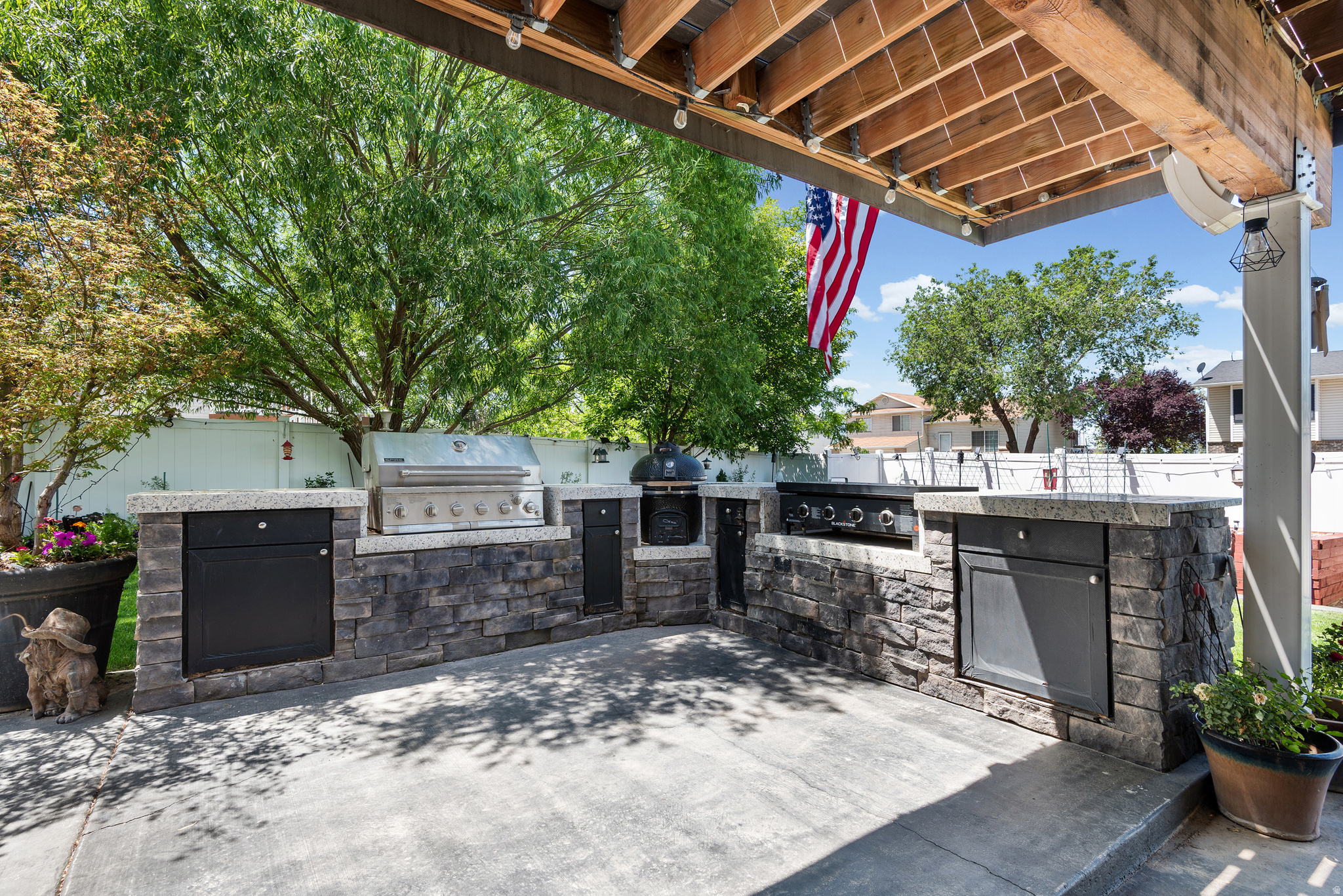CLOVER DALE PARK - Residential
