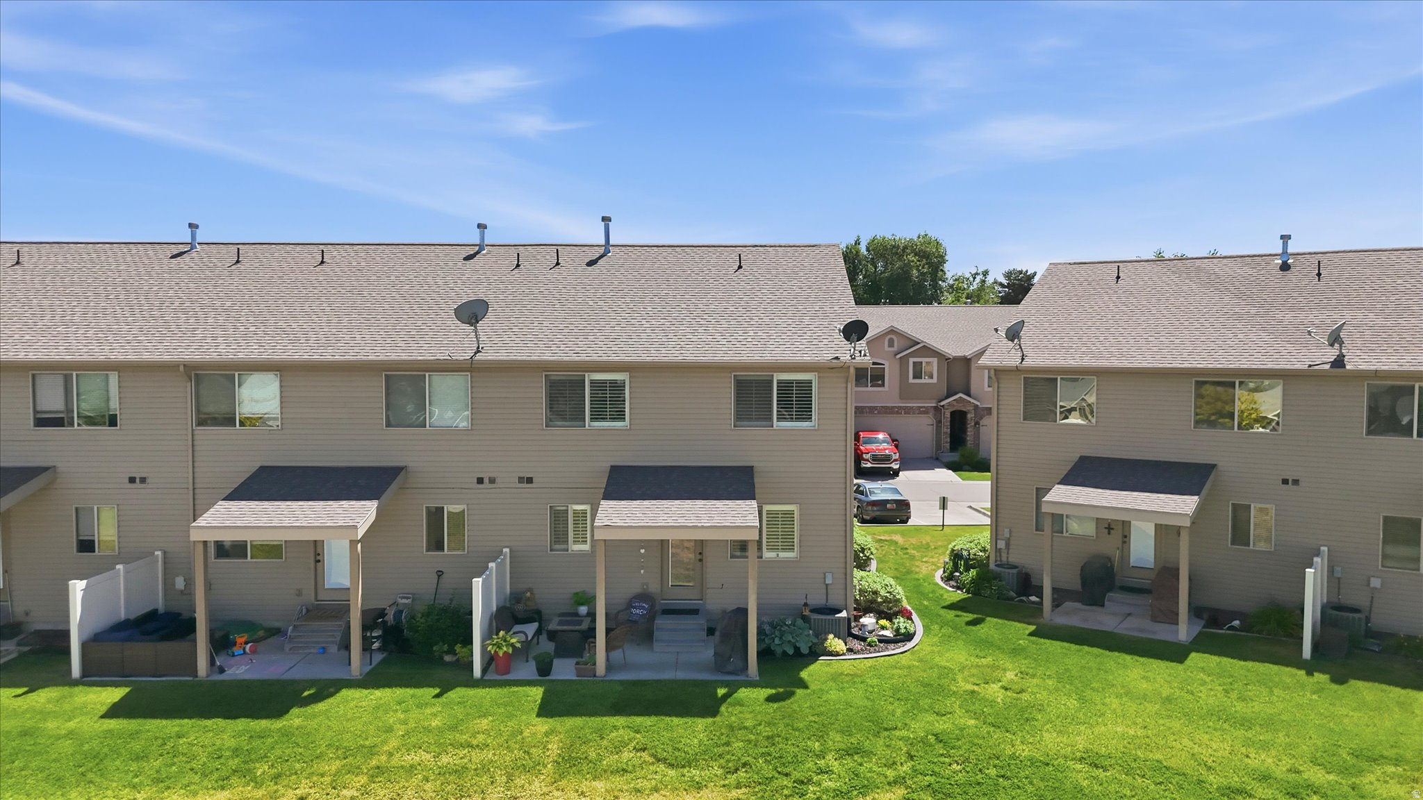 STONEY BROOK - Residential