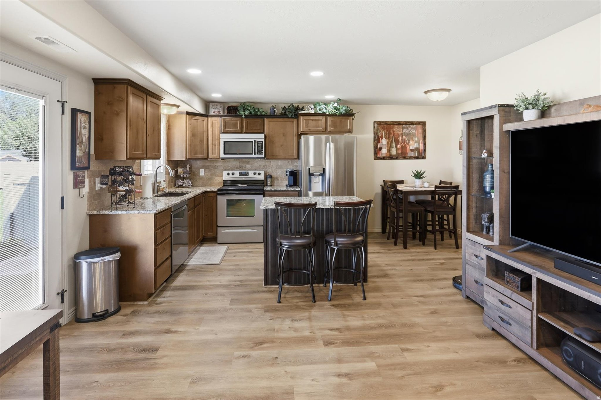 STONEY BROOK - Residential