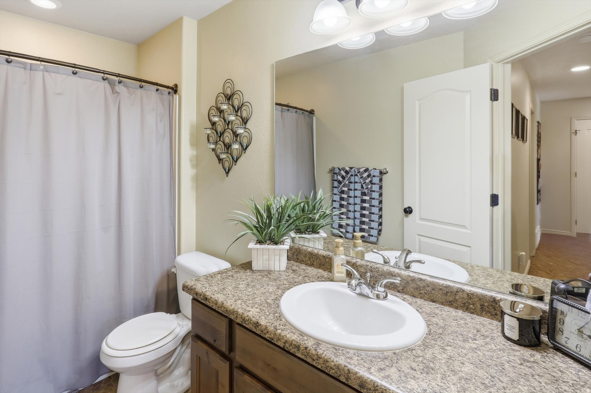 STONEY BROOK - Residential