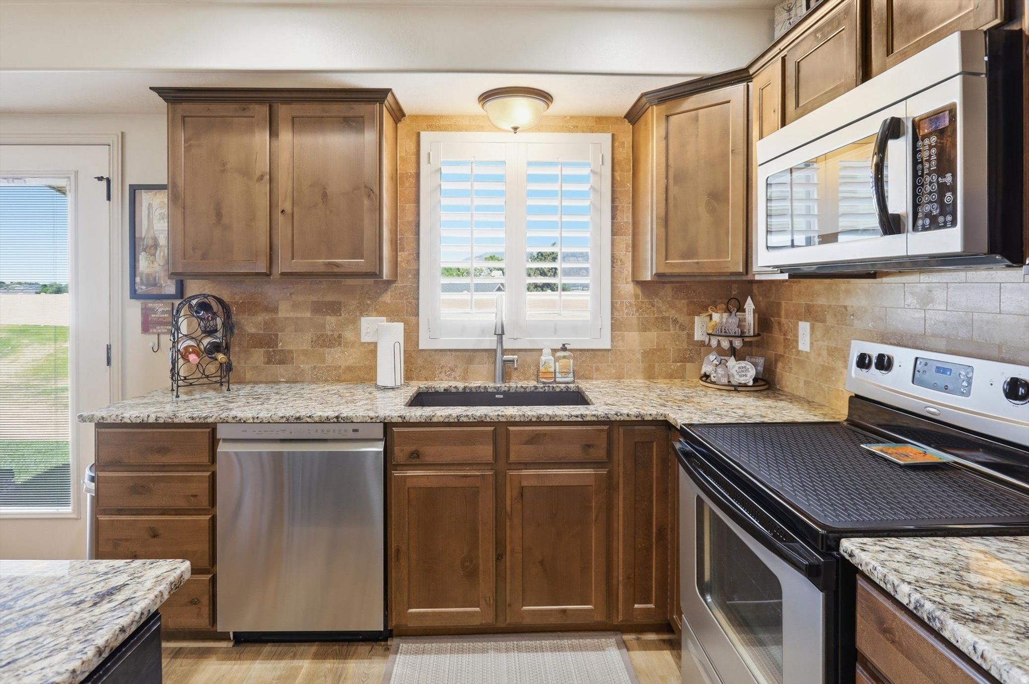 STONEY BROOK - Residential