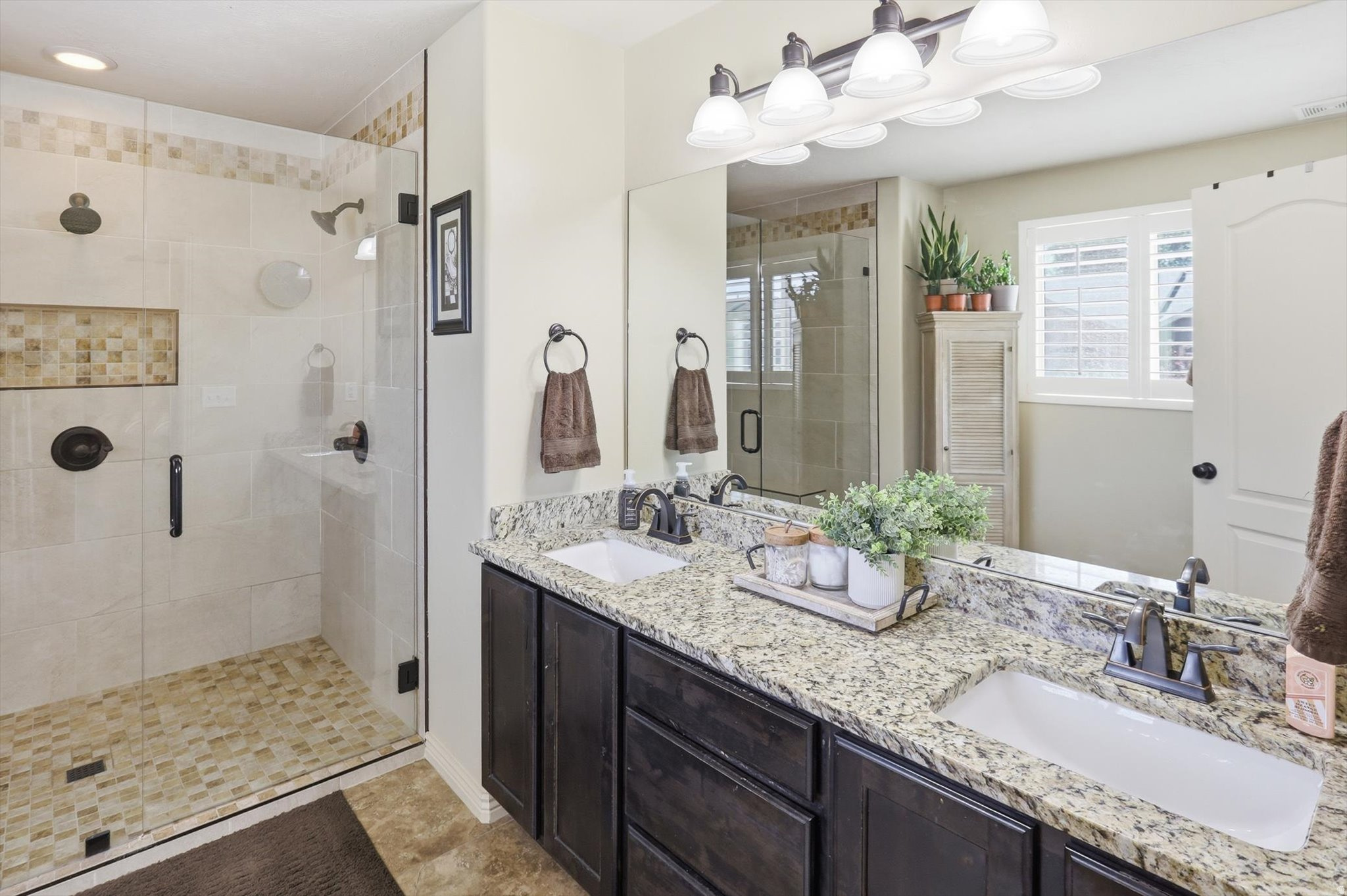 STONEY BROOK - Residential