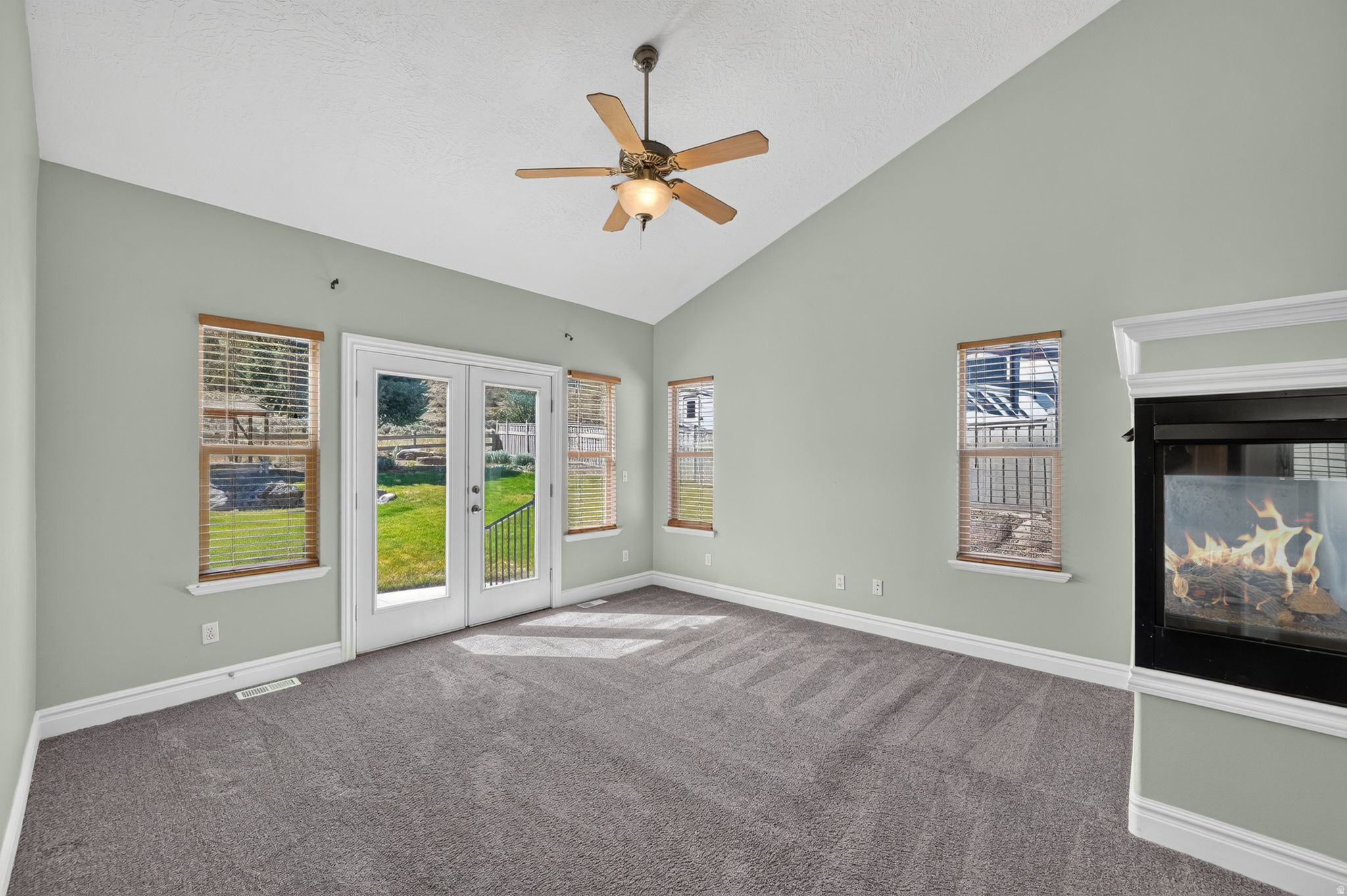THE RANCHES - Residential