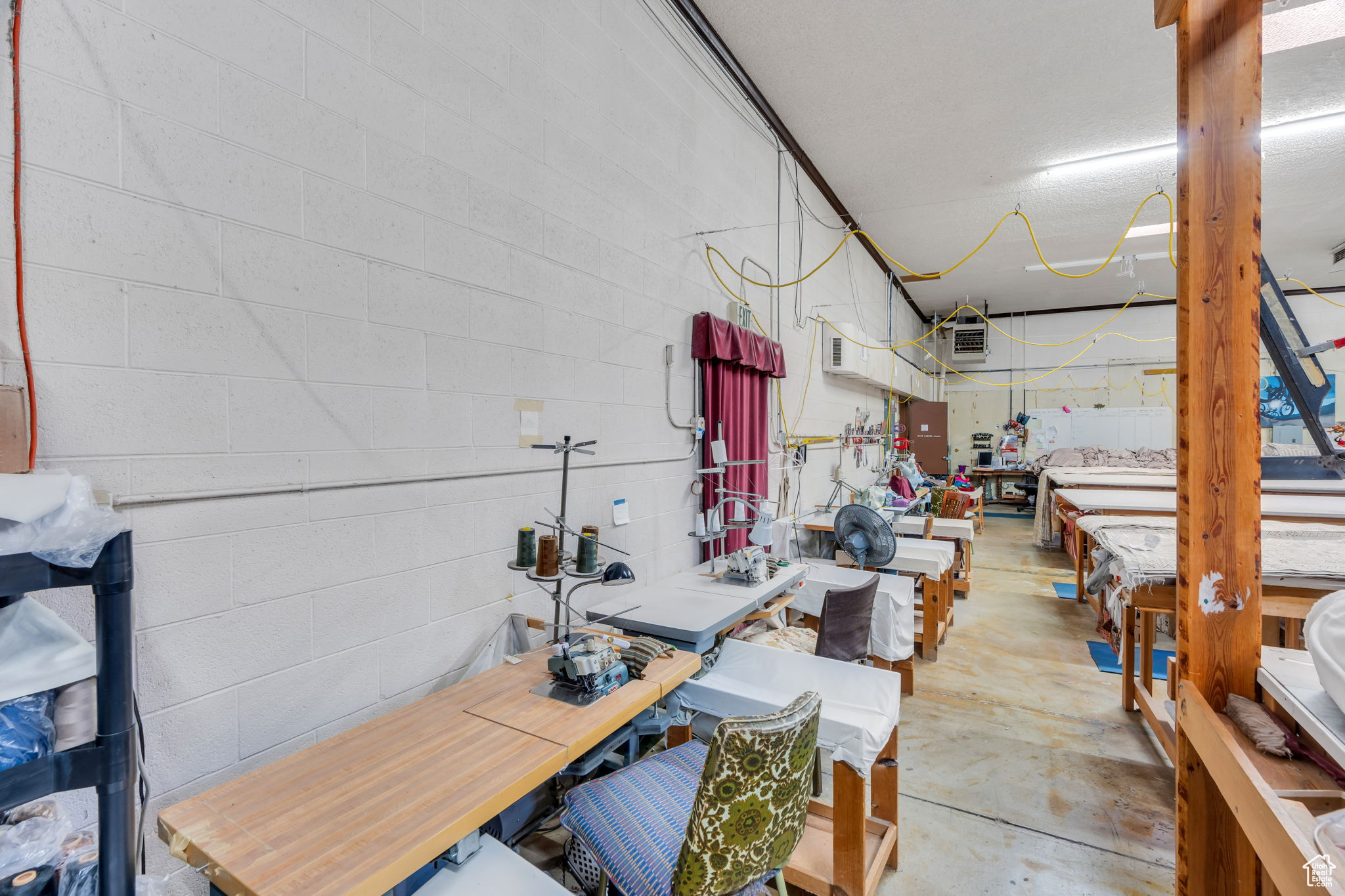 PARK - Commercial Sale