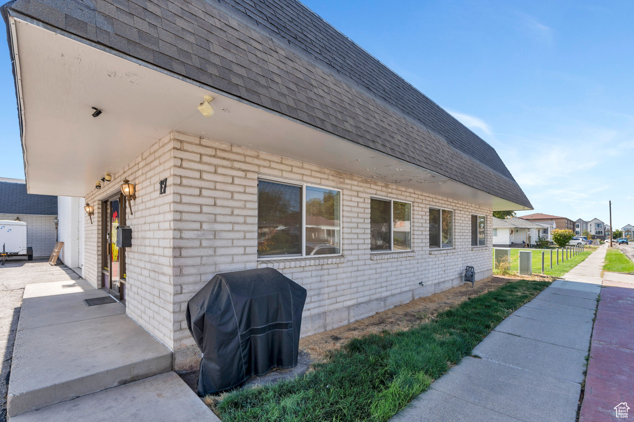PARK - Commercial Sale