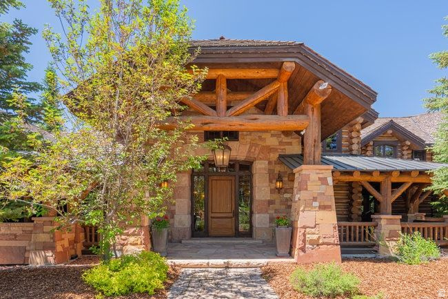 WOLF CREEK RANCH - Residential