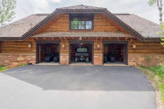 WOLF CREEK RANCH - Residential