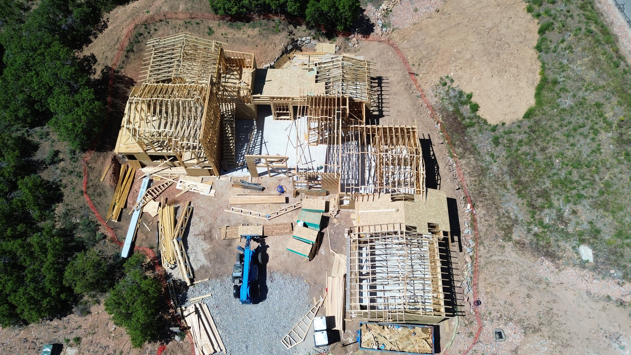 GOLDEN EAGLE - Residential