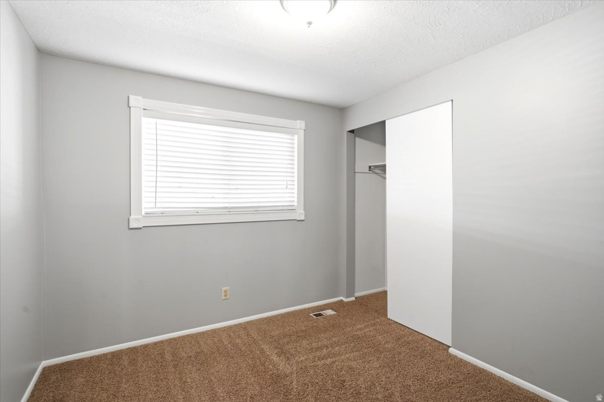 MELANIE ACRES - Residential