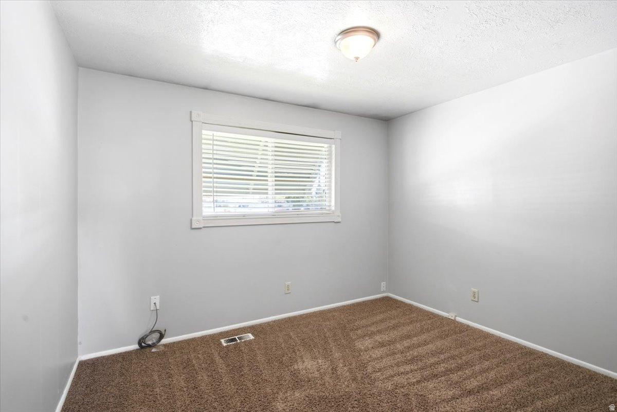 MELANIE ACRES - Residential