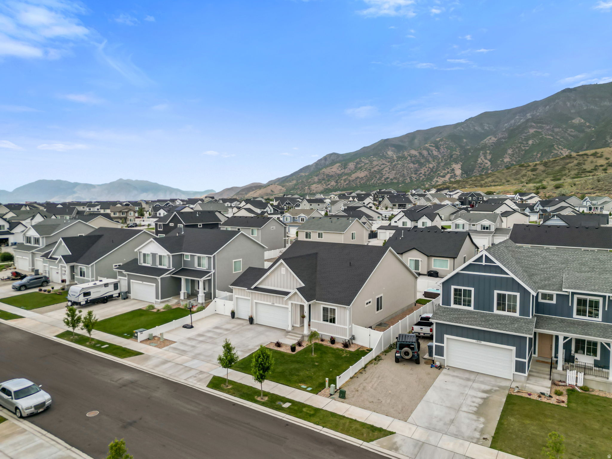 FOOTHILL VILLAGE - Residential
