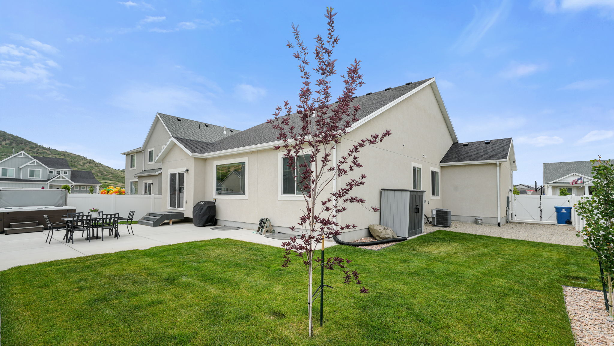 FOOTHILL VILLAGE - Residential
