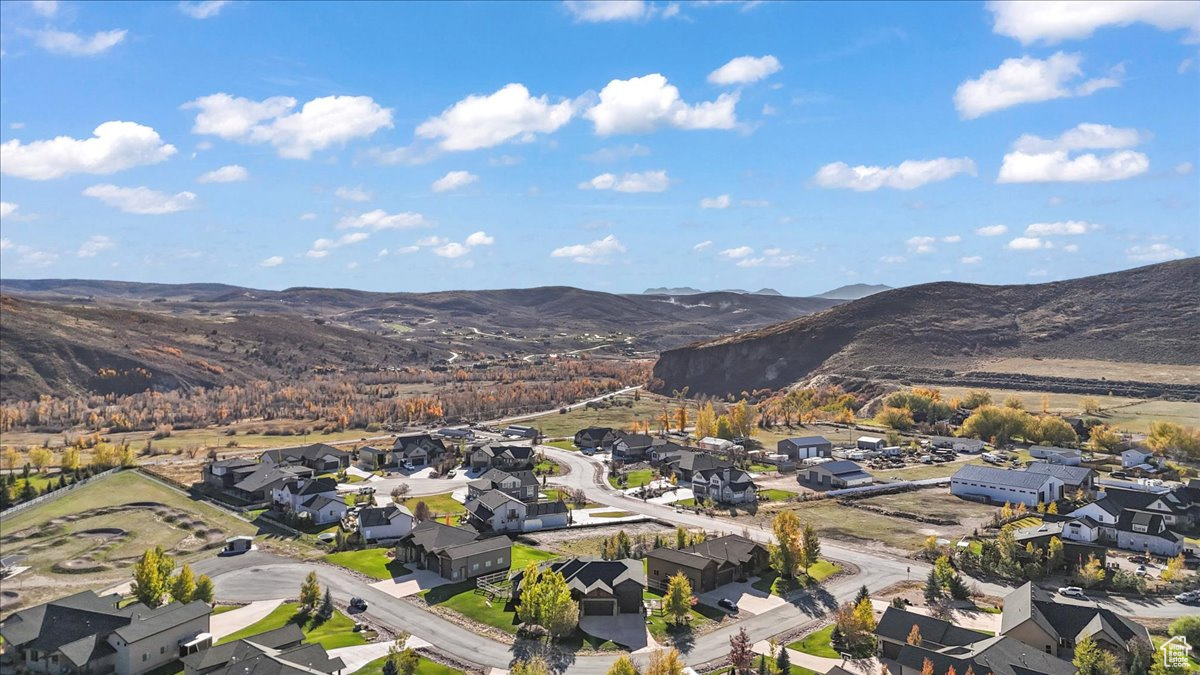 SUMMIT HAVEN - Residential