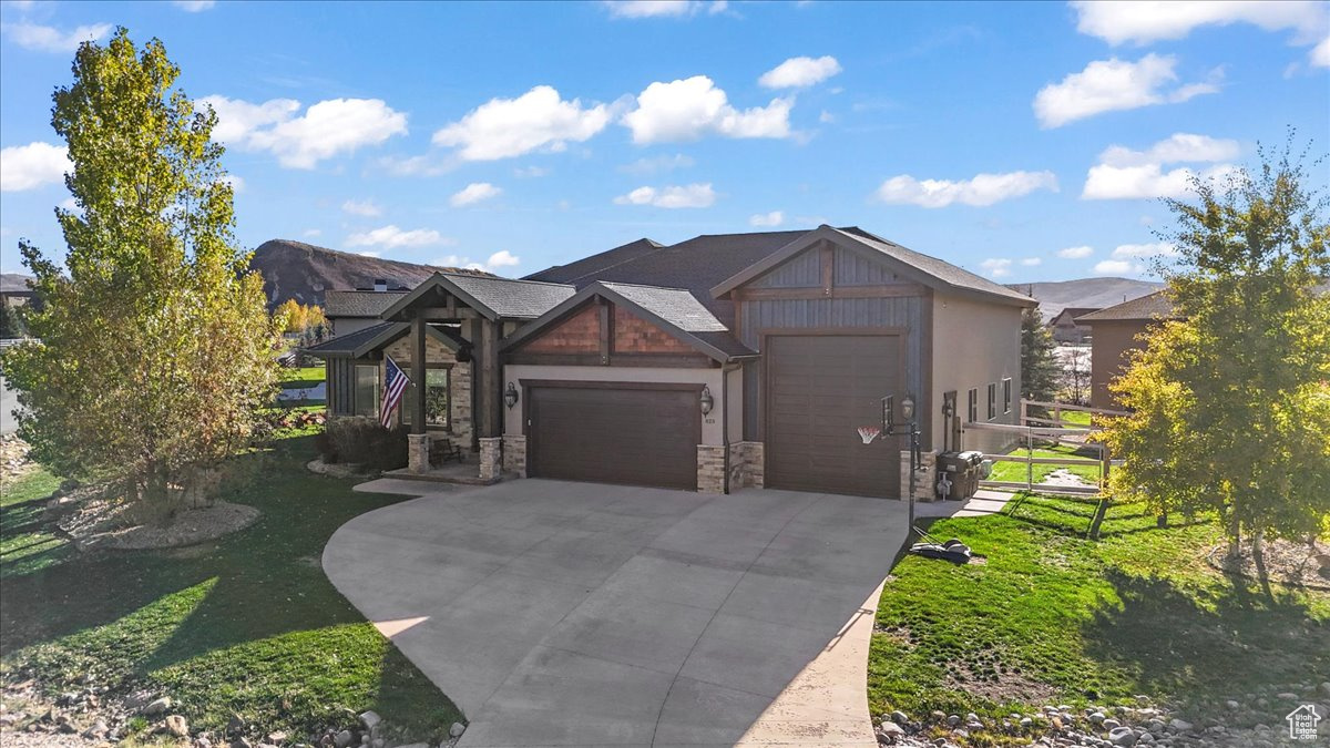 SUMMIT HAVEN - Residential