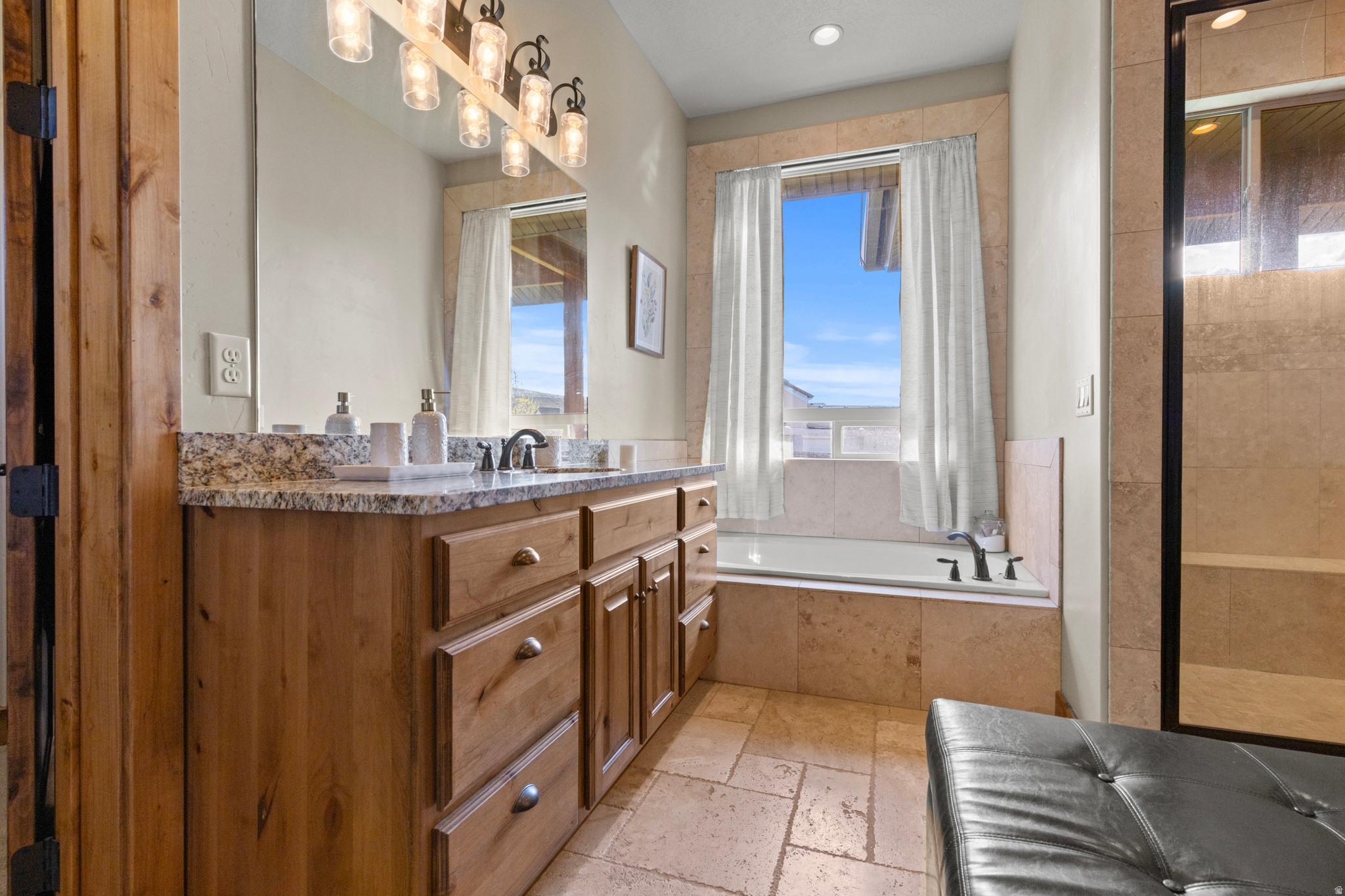 SUMMIT HAVEN - Residential