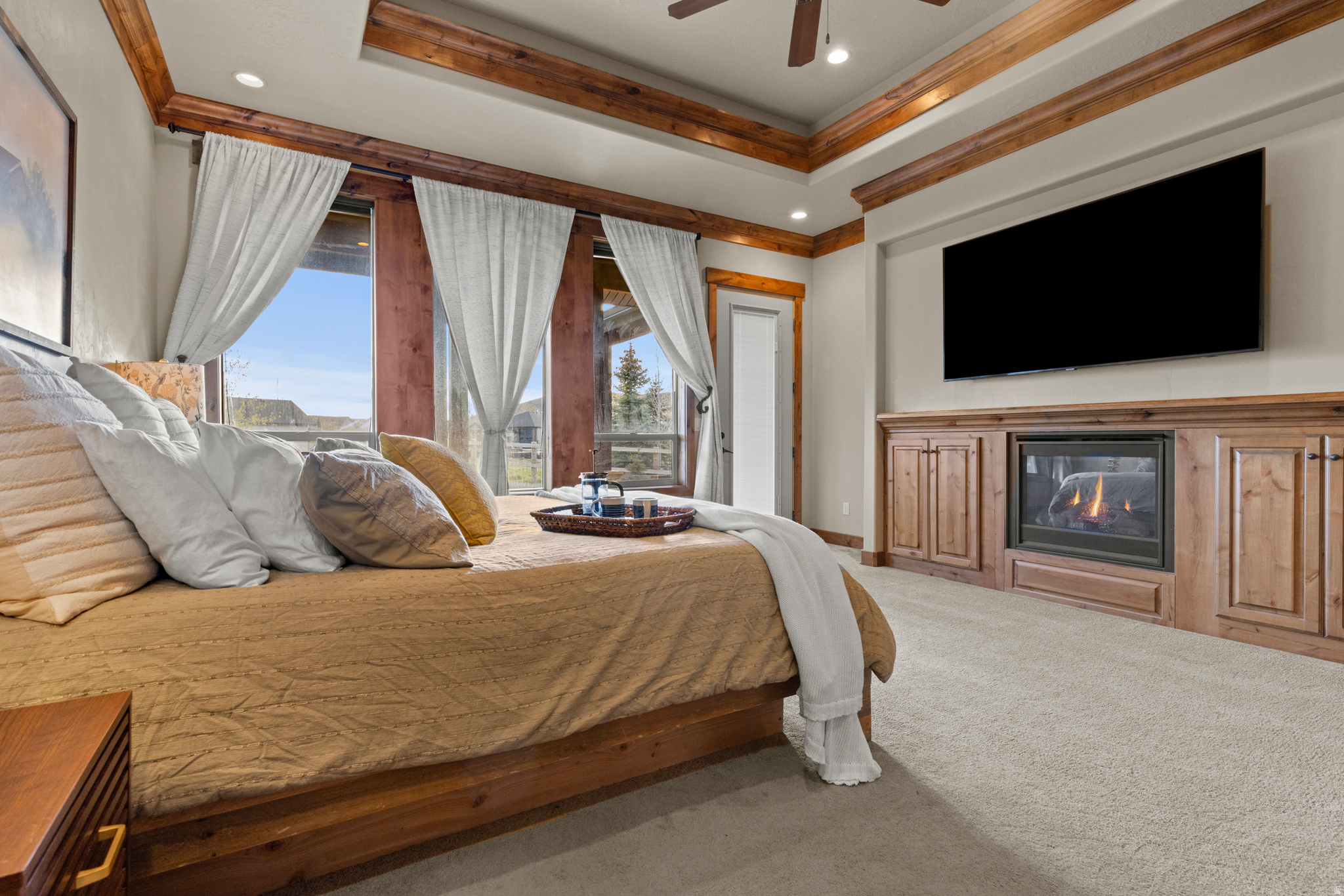 SUMMIT HAVEN - Residential