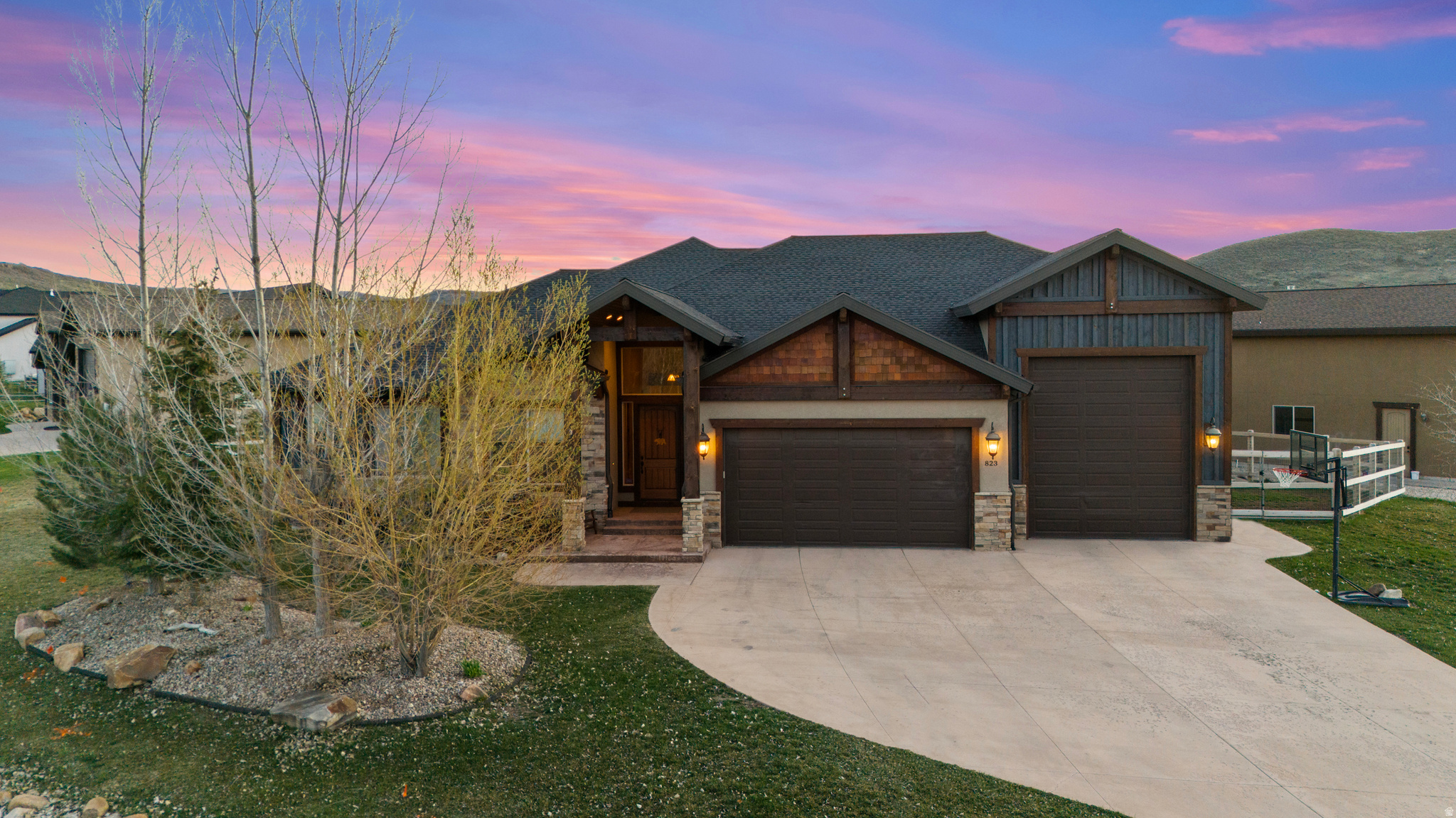 SUMMIT HAVEN - Residential