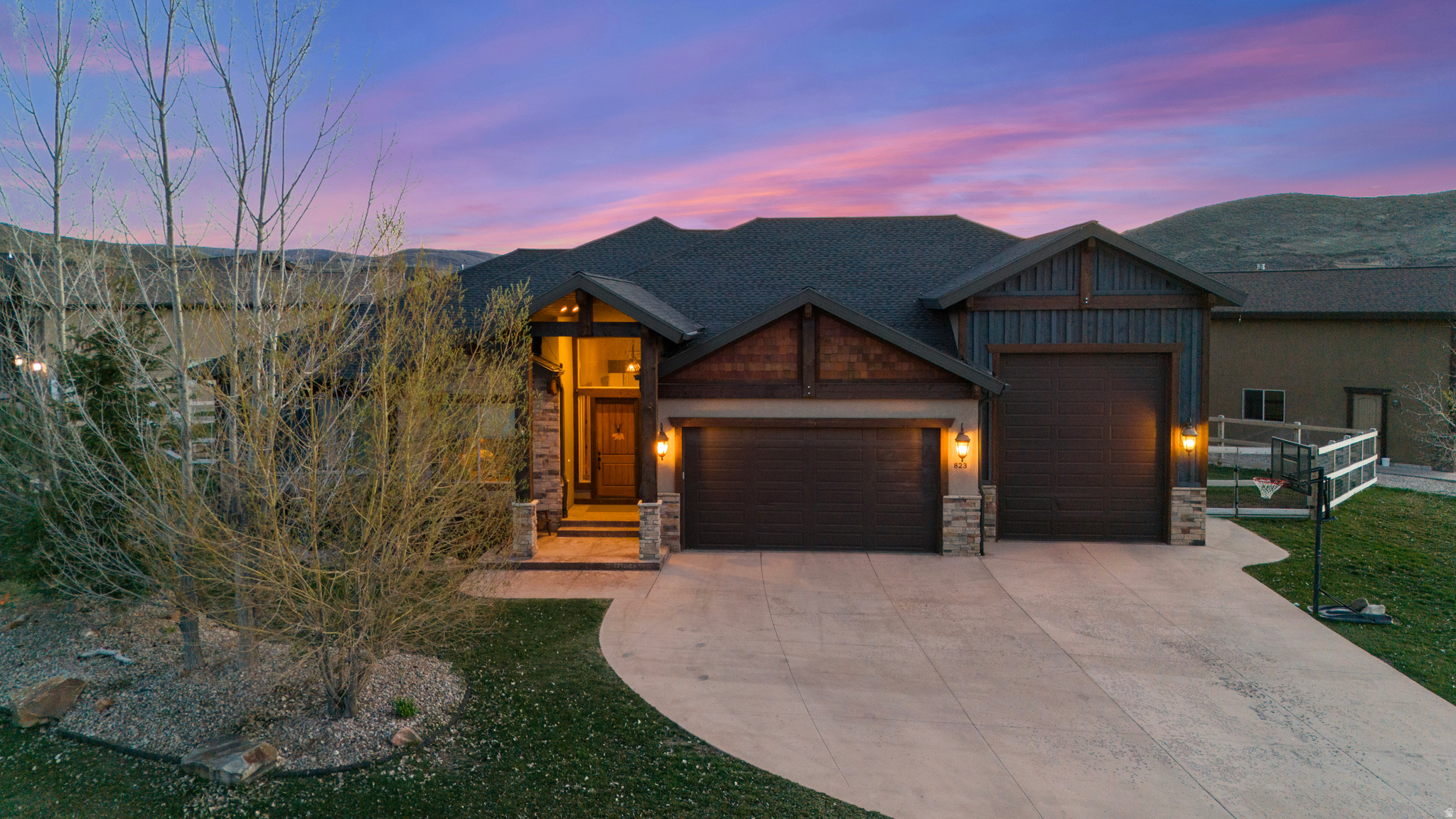 SUMMIT HAVEN - Residential
