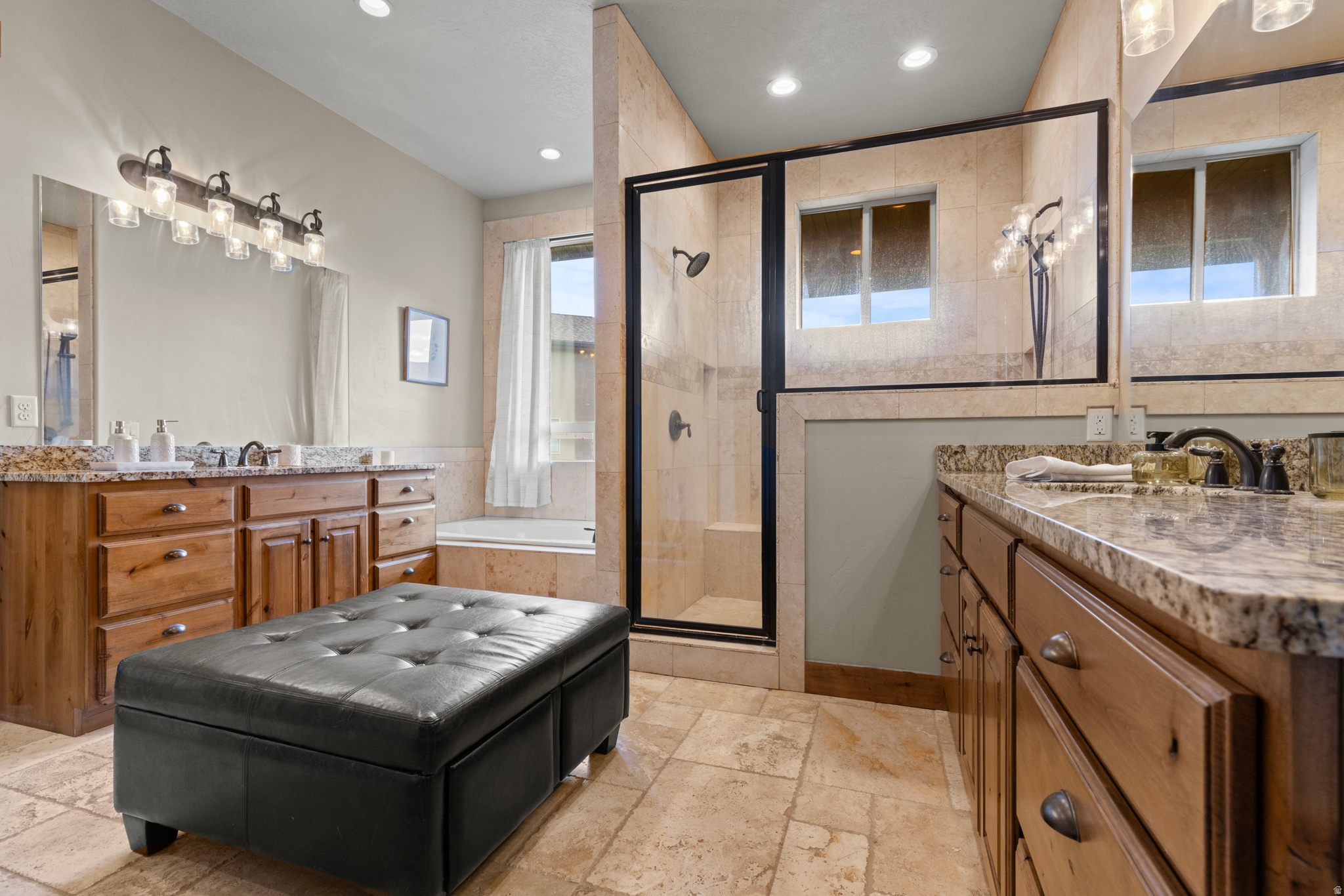 SUMMIT HAVEN - Residential