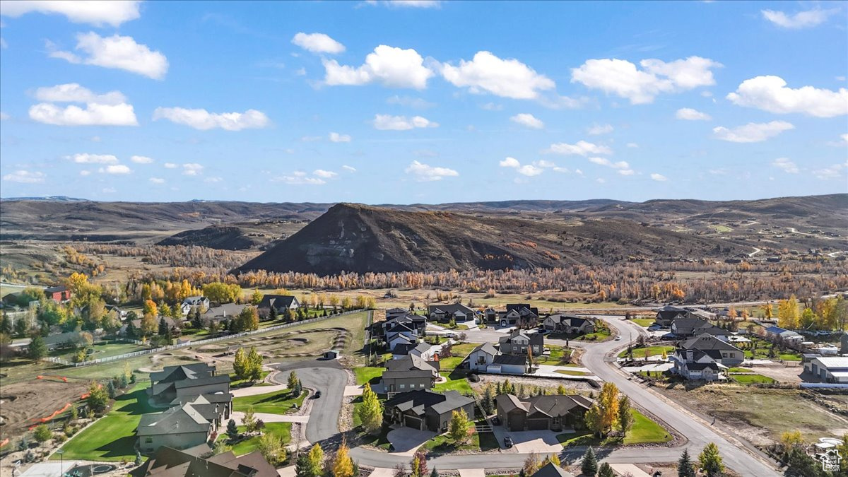 SUMMIT HAVEN - Residential