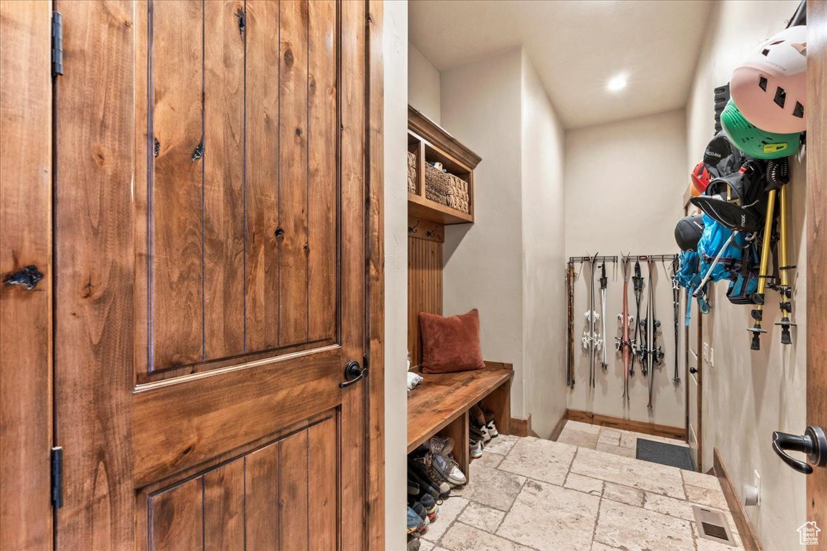 SUMMIT HAVEN - Residential