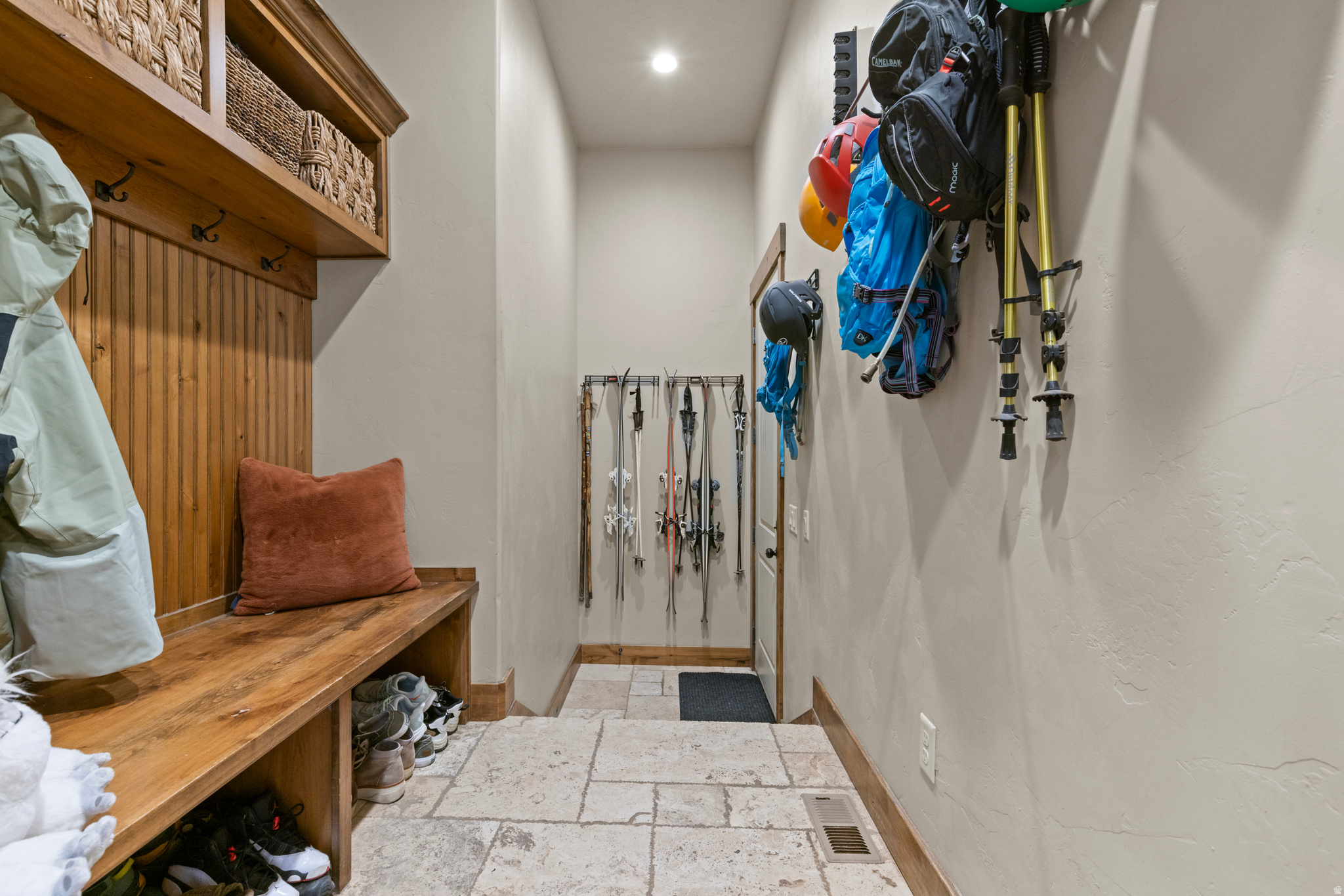SUMMIT HAVEN - Residential