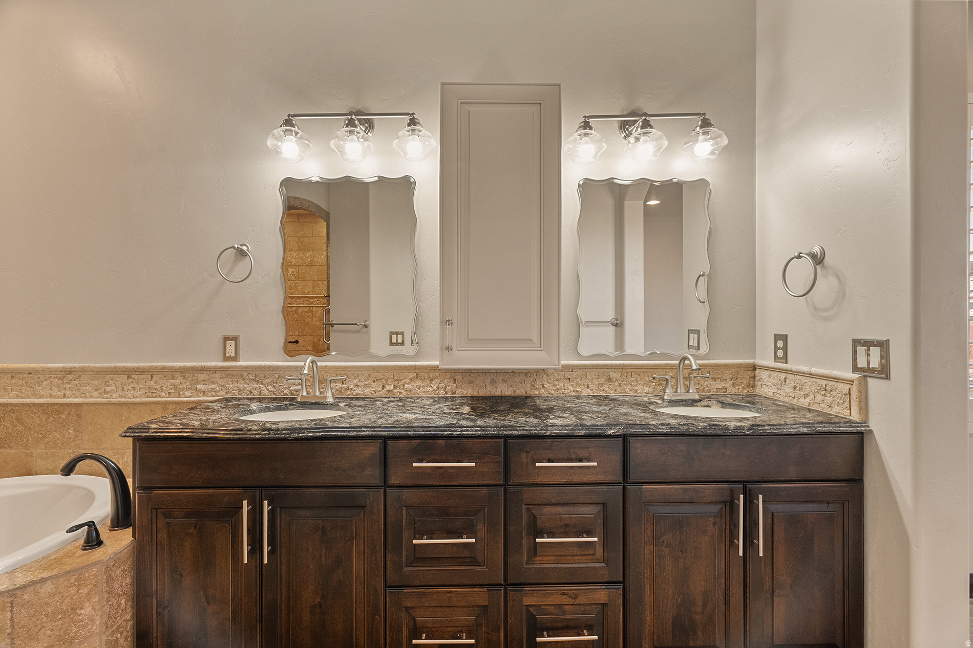 TONAQUINT VALLEY PH 2 - Residential