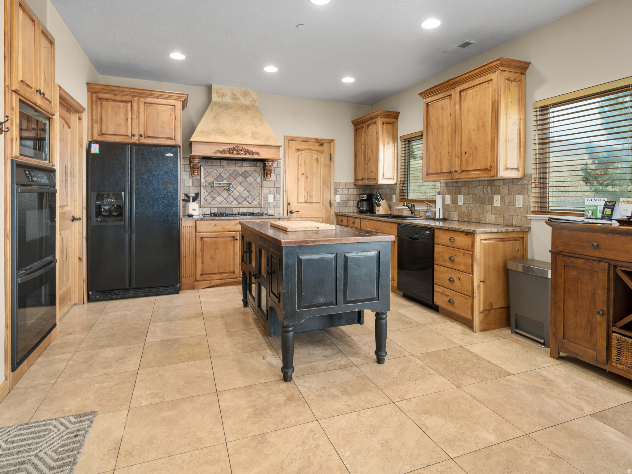 THE CASCADES - Residential