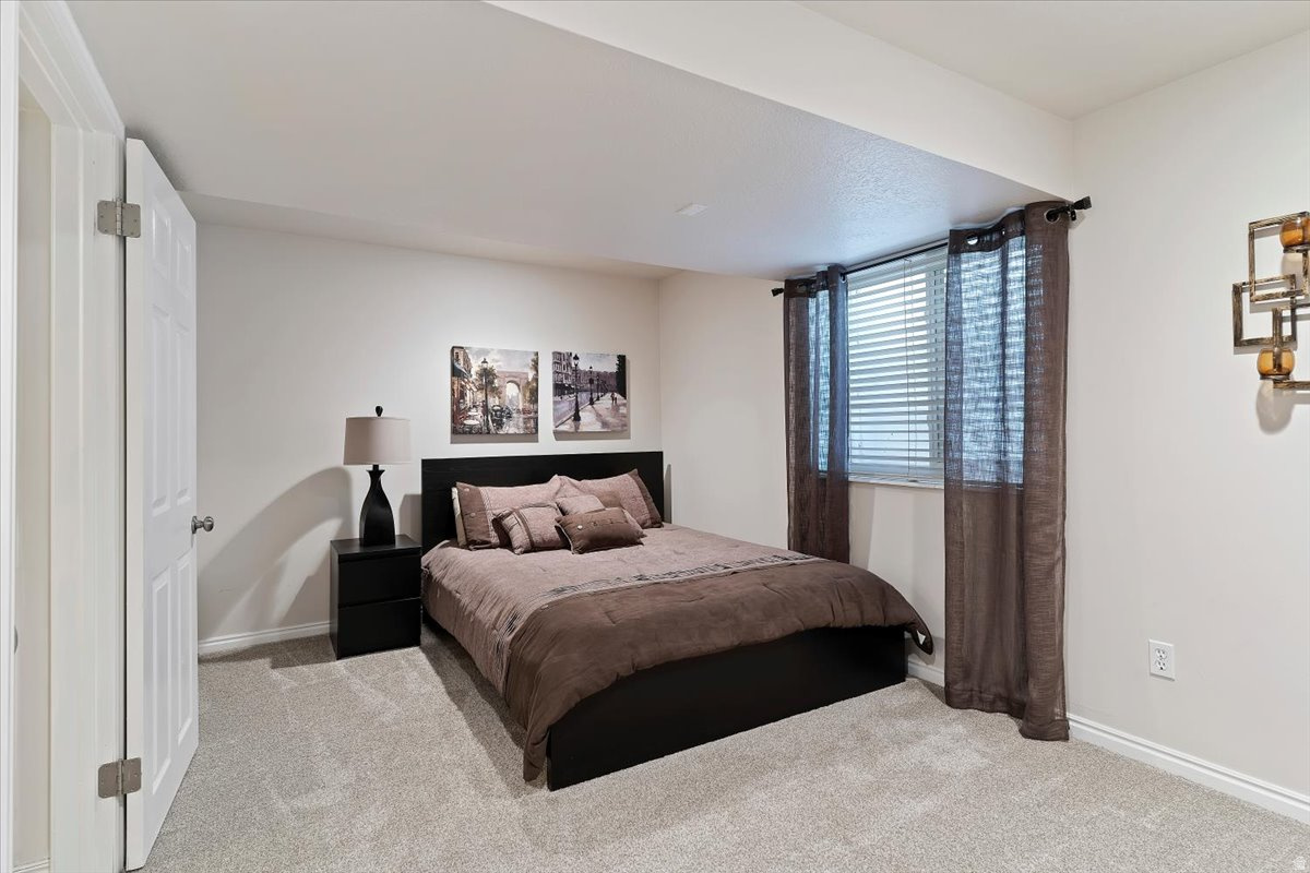 SHADOWING OAKS PHASE 3 - Residential