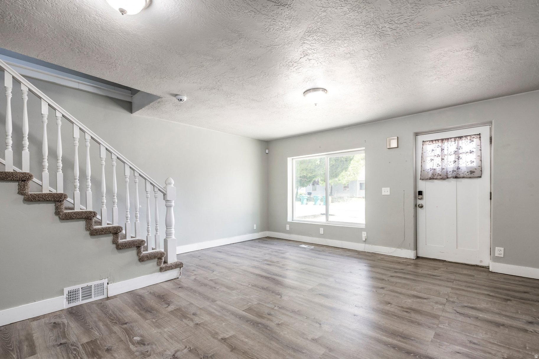 SMITH VILLAGE - Residential