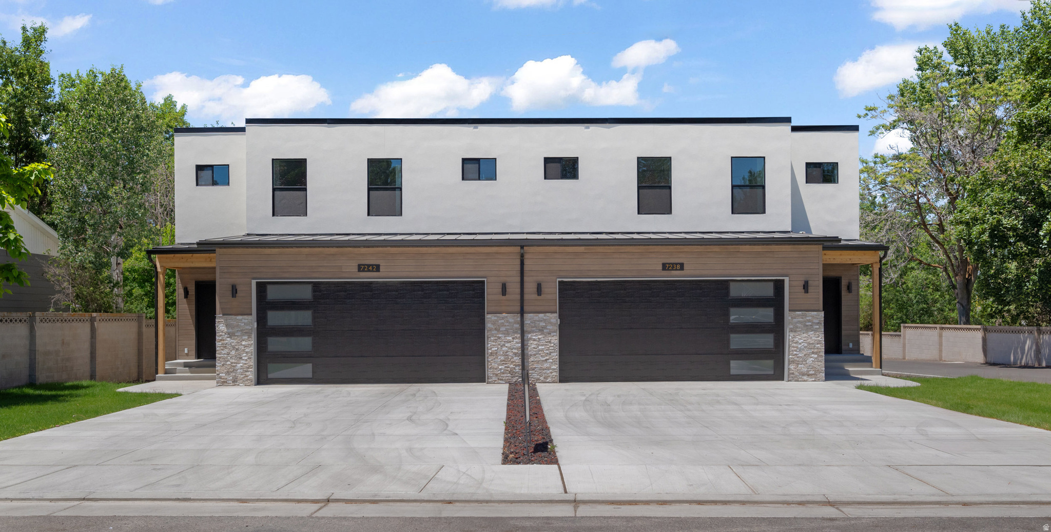 COTTAGES - Residential