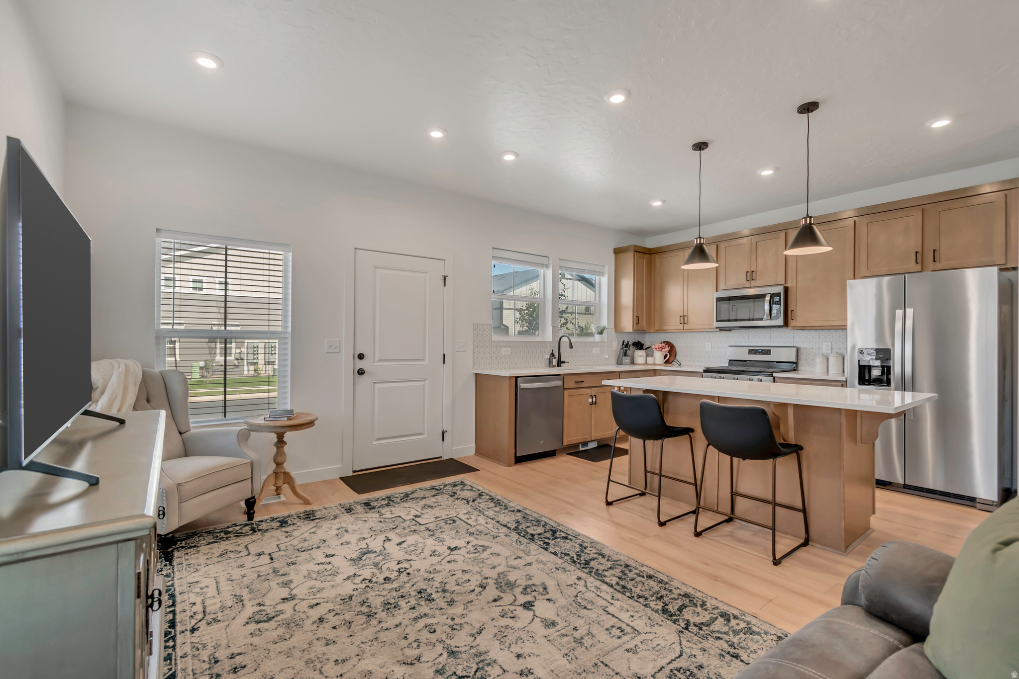 SCENIC MOUNTAIN - Residential