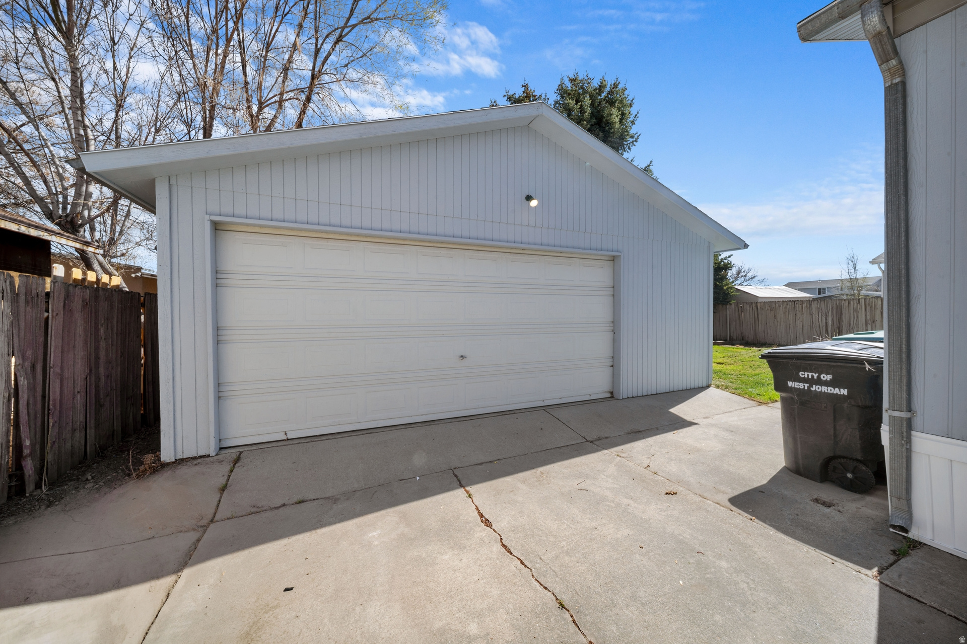 JORDAN MOBILE HOME ESTATES - Residential