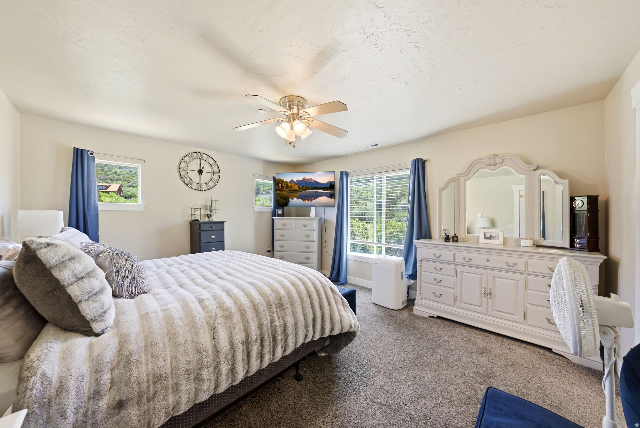 TIMBER LAKES - Residential