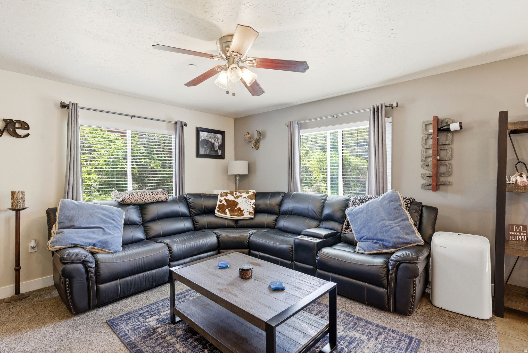 TIMBER LAKES - Residential