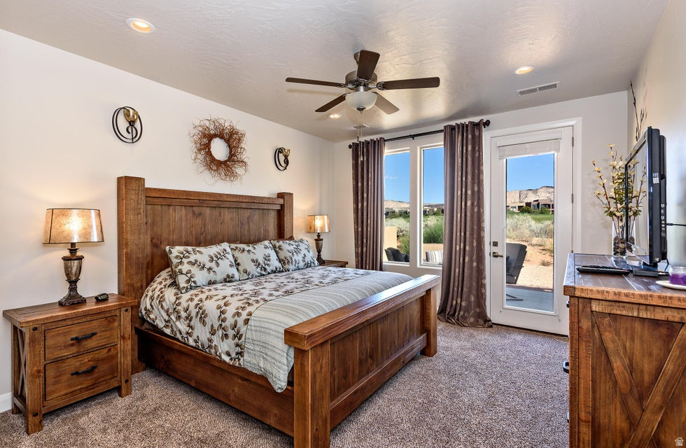 ESCAPES AT THE LEDGES PH 1 - Residential