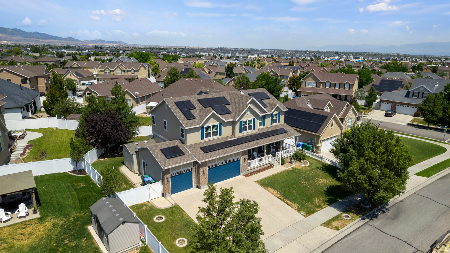 MONARCH MEADOWS - Residential