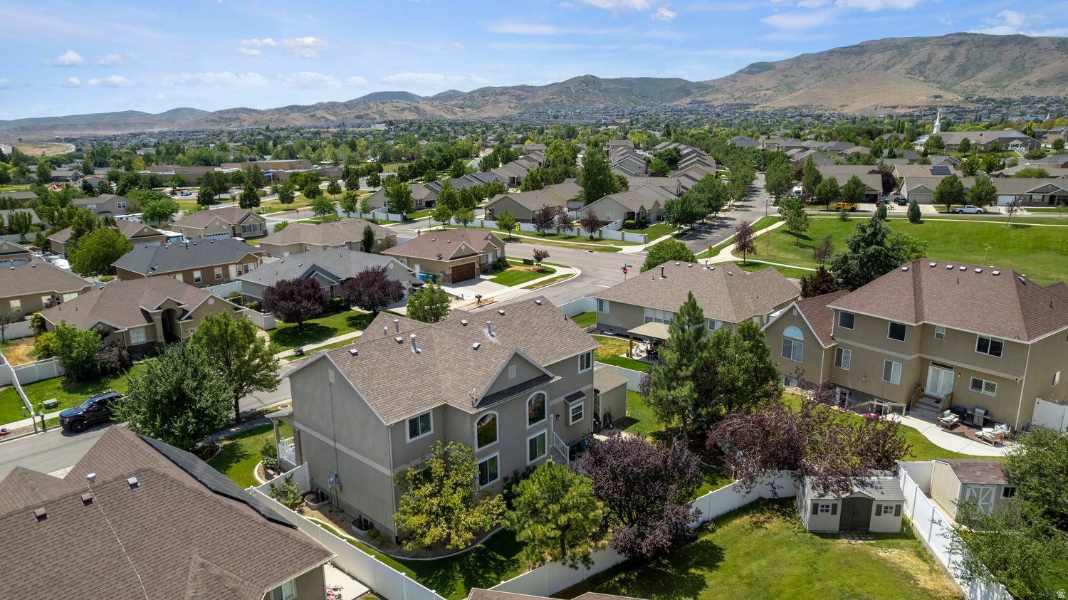 MONARCH MEADOWS - Residential